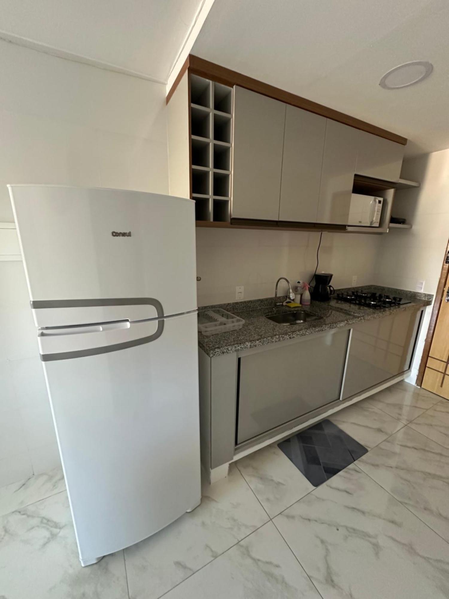 Beautiful Com Varanda De Frente Novo Equipado A 2 Quadras Da *